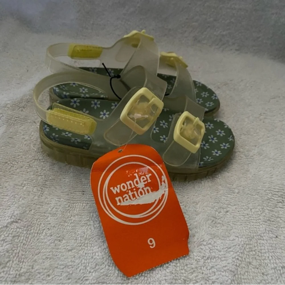 Wonder Nation Sandals Girls‎ Size 9 New Green